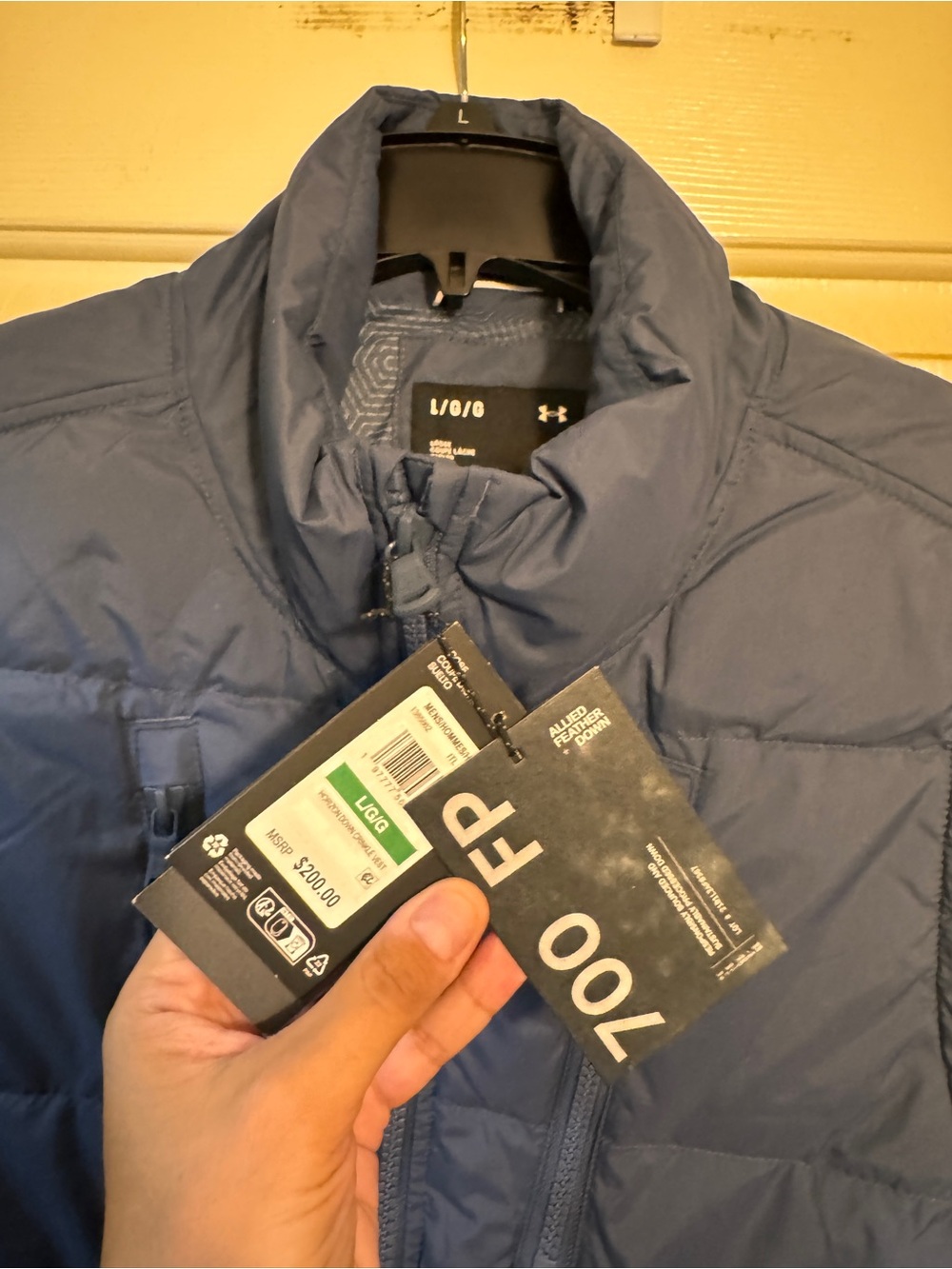 Under Armour vest - Picture 2 of 5